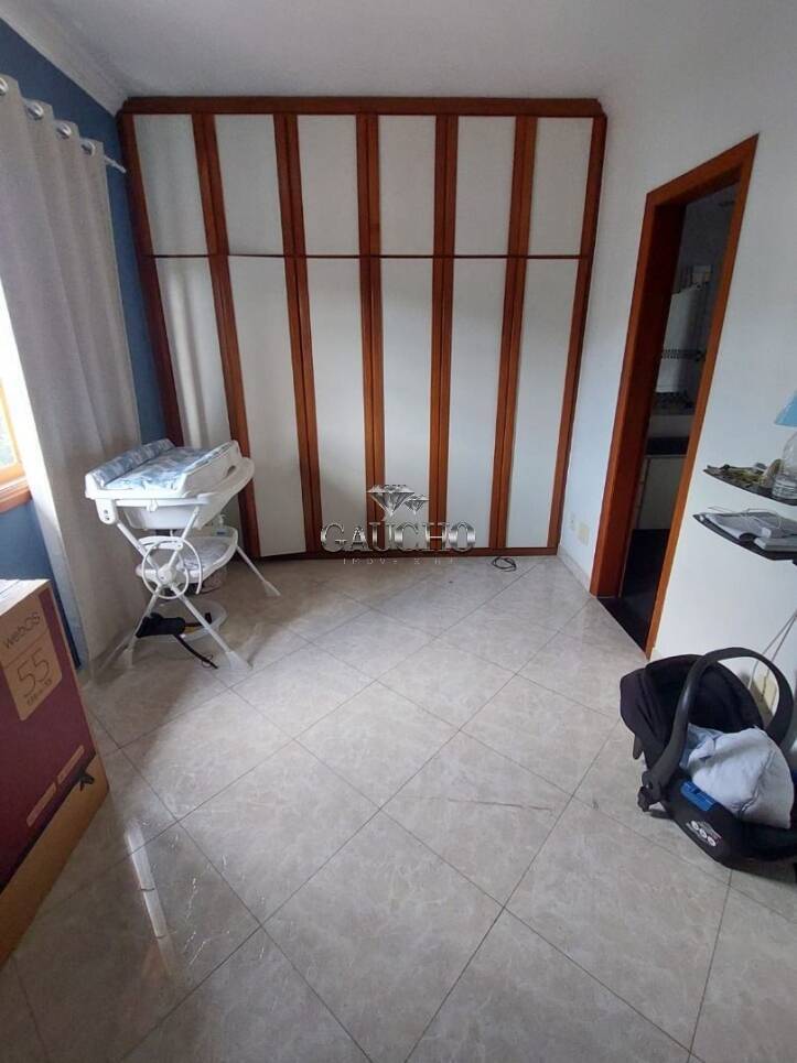 Casa à venda com 3 quartos, 277m² - Foto 13