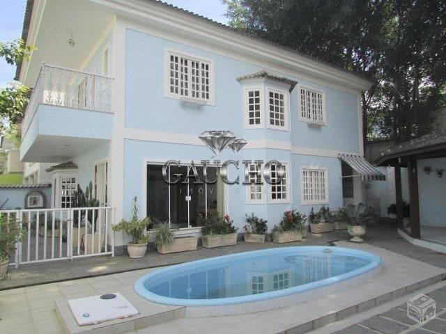 Casa à venda com 3 quartos, 290m² - Foto 7