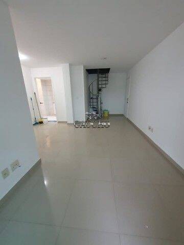 Cobertura à venda com 2 quartos, 130m² - Foto 6