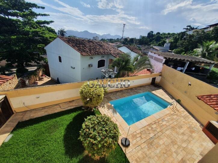 Casa à venda com 3 quartos, 274m² - Foto 22