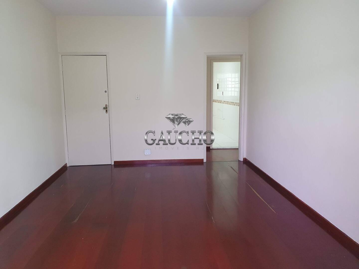 Apartamento à venda com 2 quartos, 86m² - Foto 1