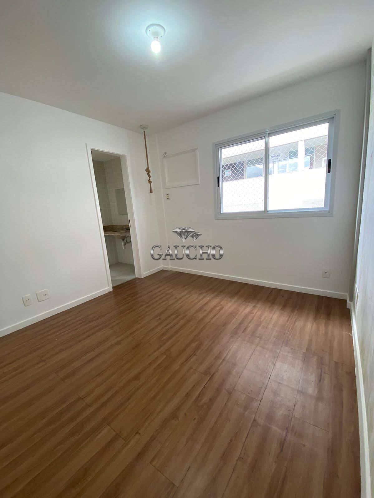 Casa à venda com 4 quartos, 188m² - Foto 32