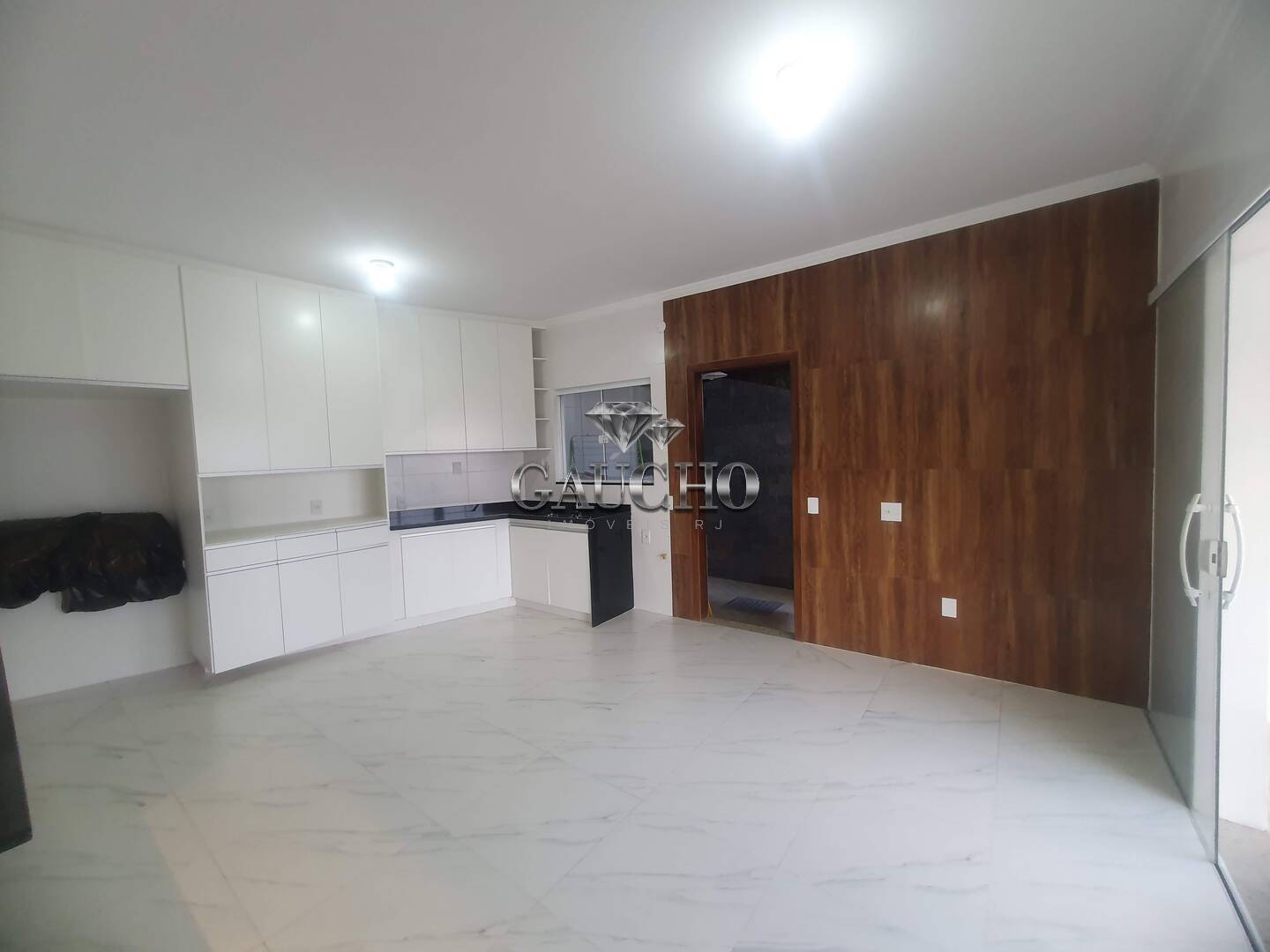 Casa à venda e aluguel com 3 quartos, 332m² - Foto 10