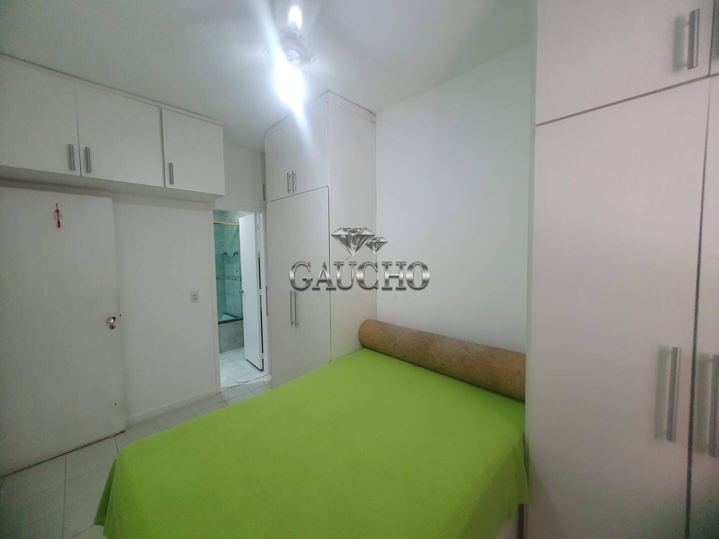 Apartamento à venda com 2 quartos, 78m² - Foto 20