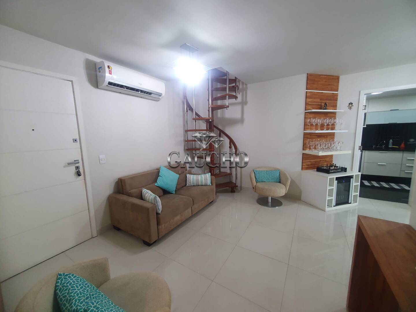 Cobertura à venda com 2 quartos, 126m² - Foto 3