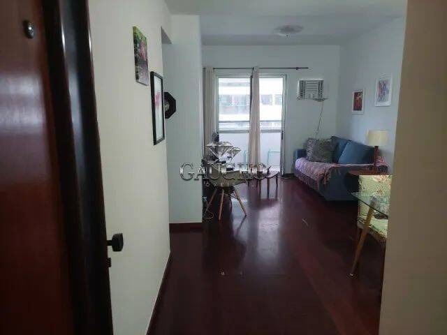 Apartamento à venda com 2 quartos, 64m² - Foto 7