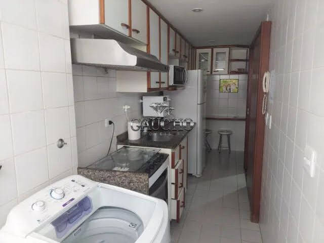 Apartamento à venda com 2 quartos, 64m² - Foto 10