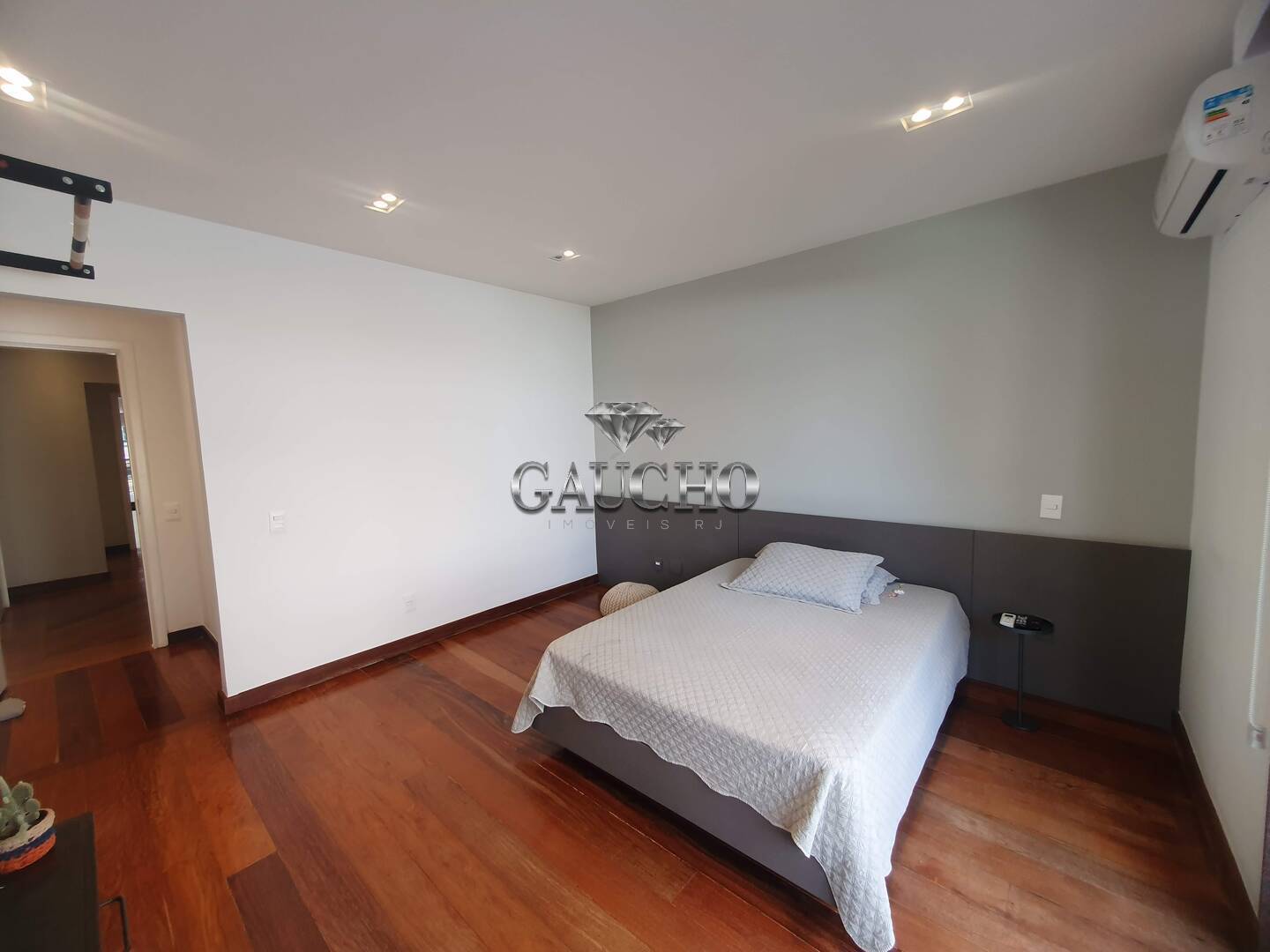 Apartamento à venda com 3 quartos, 271m² - Foto 27