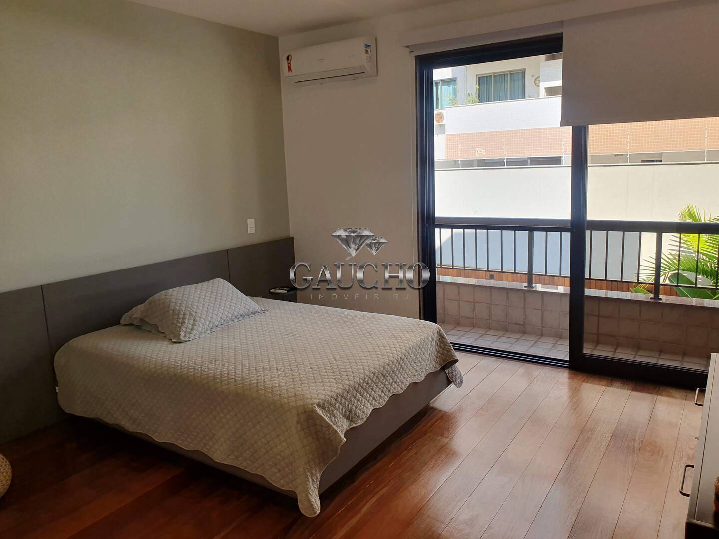 Apartamento à venda com 3 quartos, 271m² - Foto 33