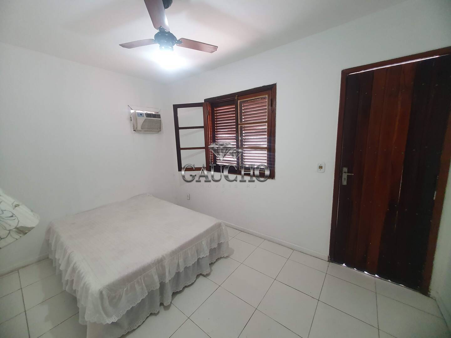 Casa à venda com 4 quartos, 190m² - Foto 35