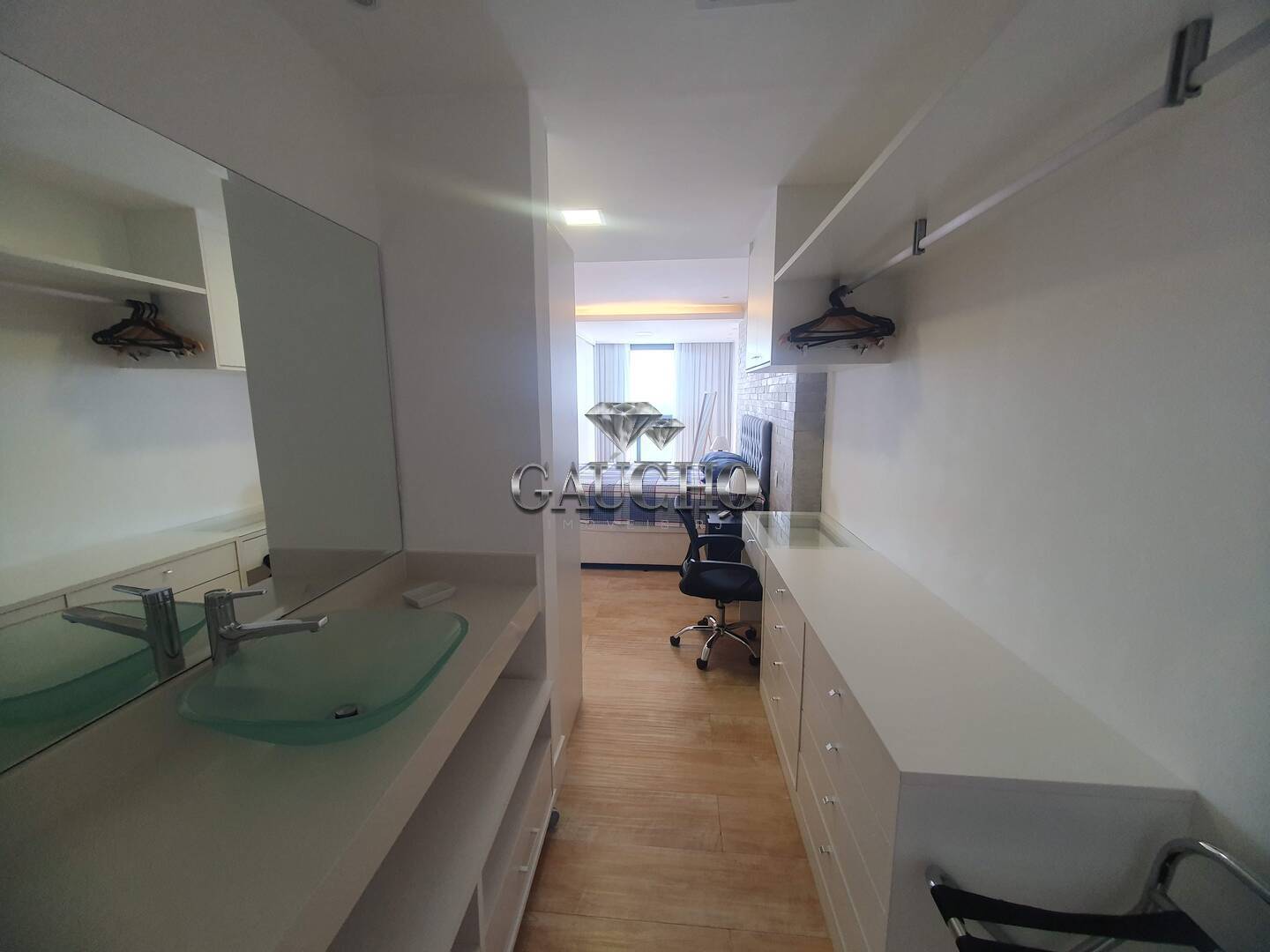 Apartamento à venda com 1 quarto, 67m² - Foto 15