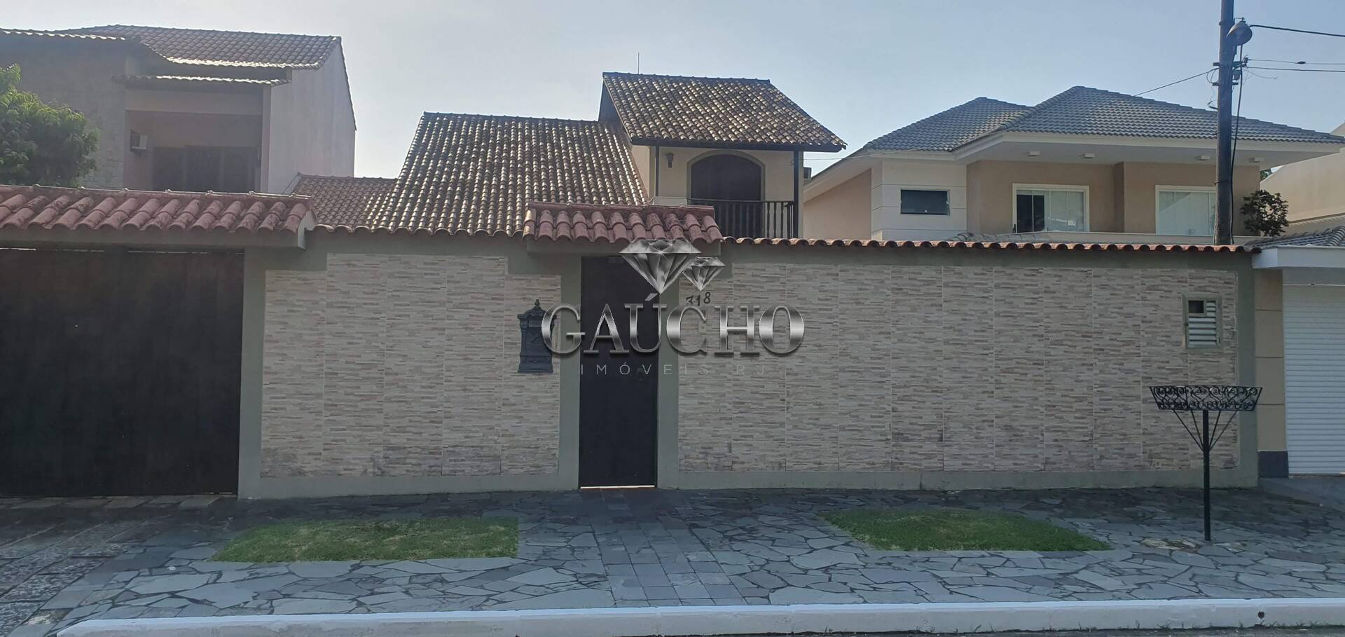 Casa à venda com 4 quartos, 354m² - Foto 2