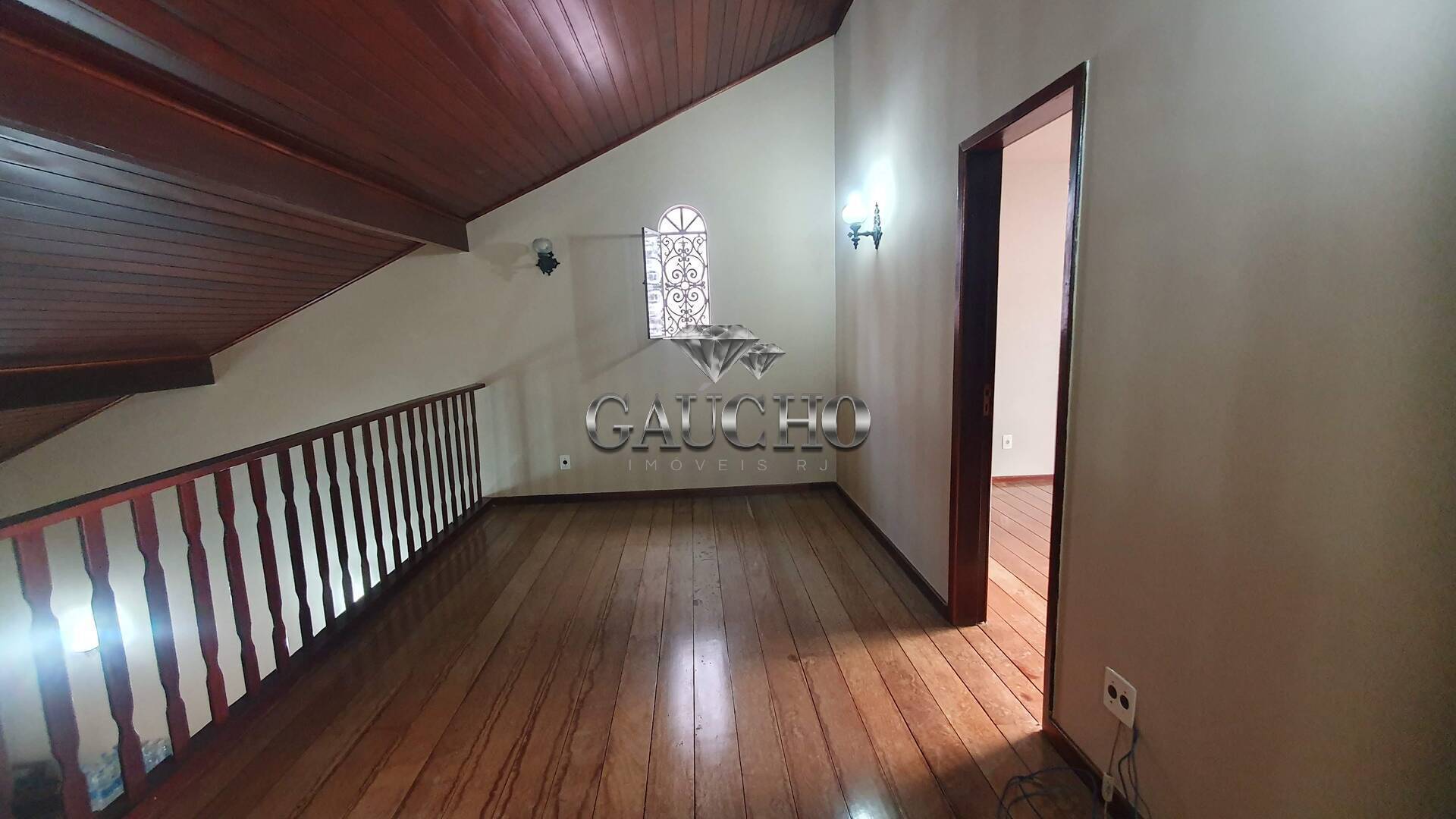 Casa à venda com 4 quartos, 354m² - Foto 32