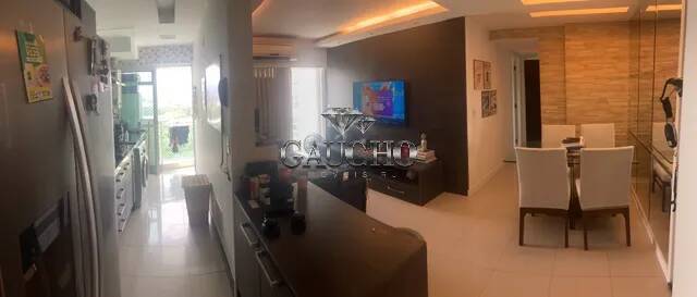 Apartamento à venda com 2 quartos, 66m² - Foto 7