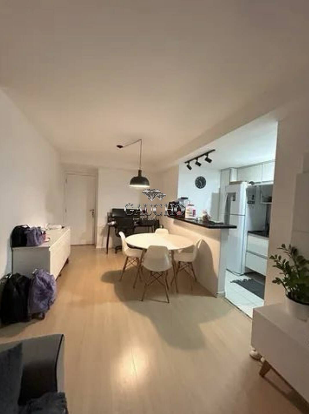 Apartamento à venda com 2 quartos, 67m² - Foto 1