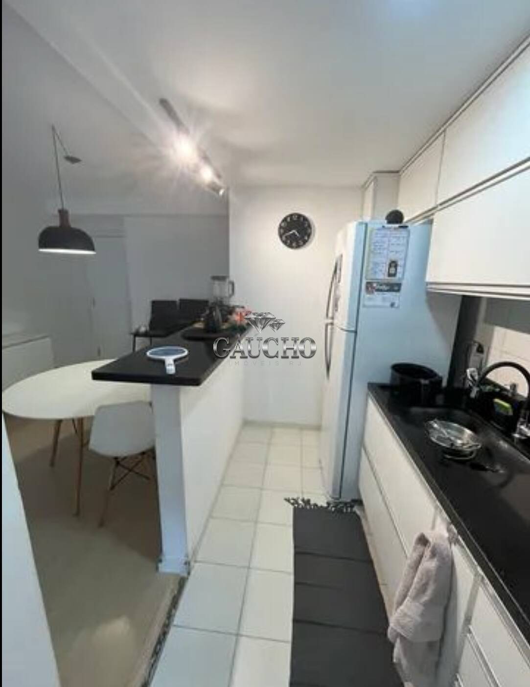 Apartamento à venda com 2 quartos, 67m² - Foto 7