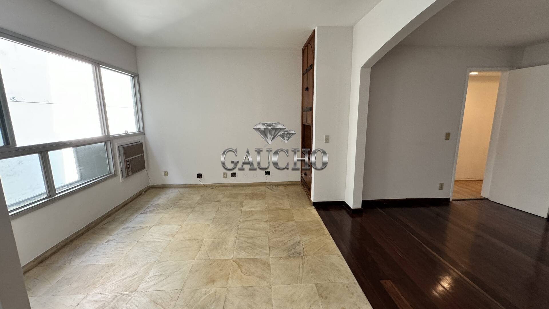 Apartamento à venda com 4 quartos, 148m² - Foto 3