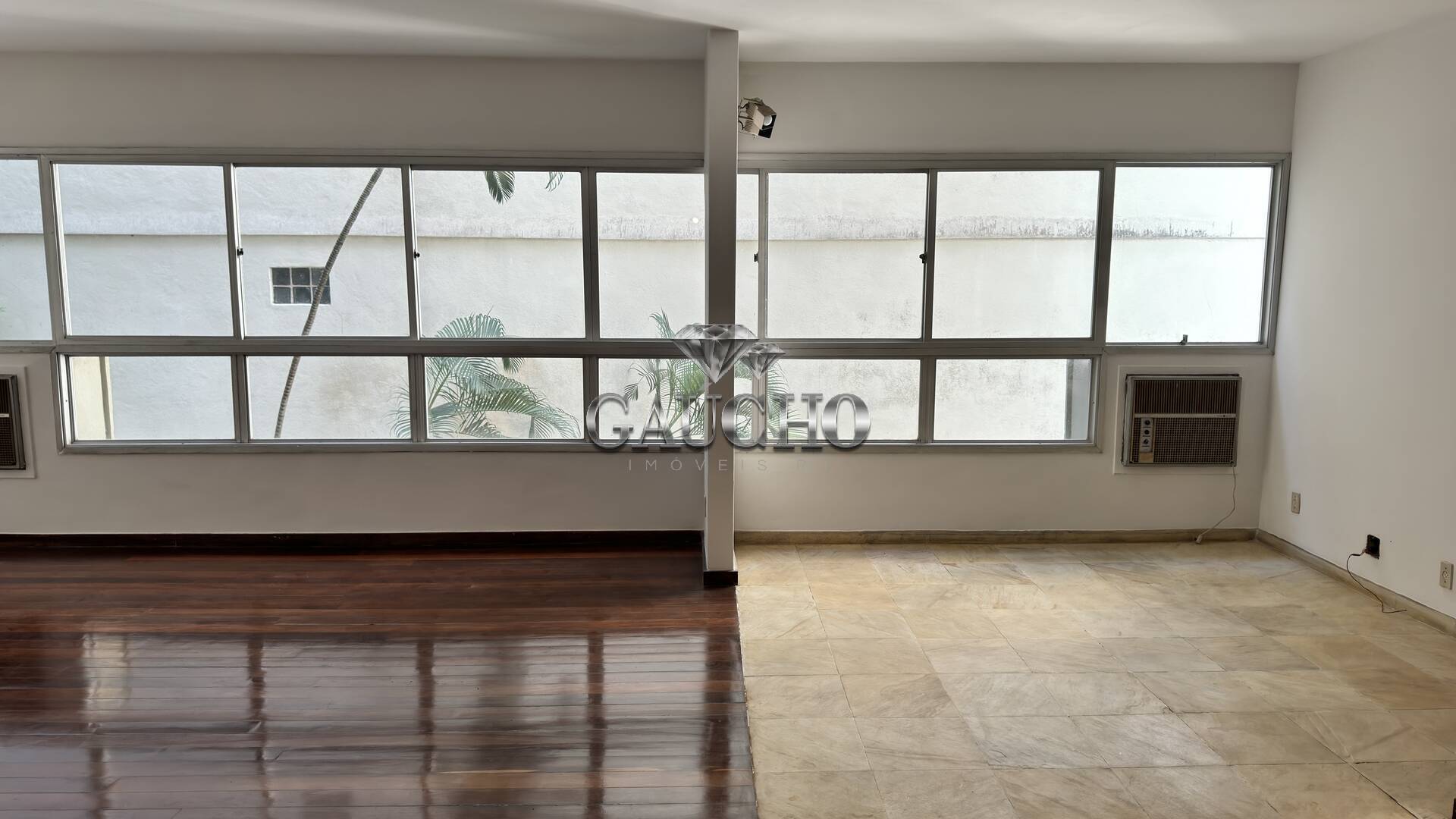 Apartamento à venda com 4 quartos, 148m² - Foto 2