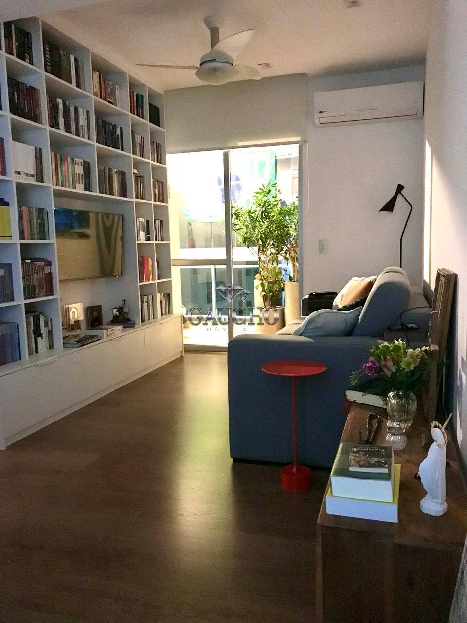 Apartamento à venda com 3 quartos, 77m² - Foto 2