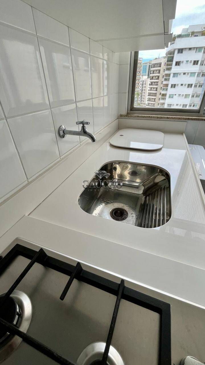 Apartamento à venda com 3 quartos, 77m² - Foto 18