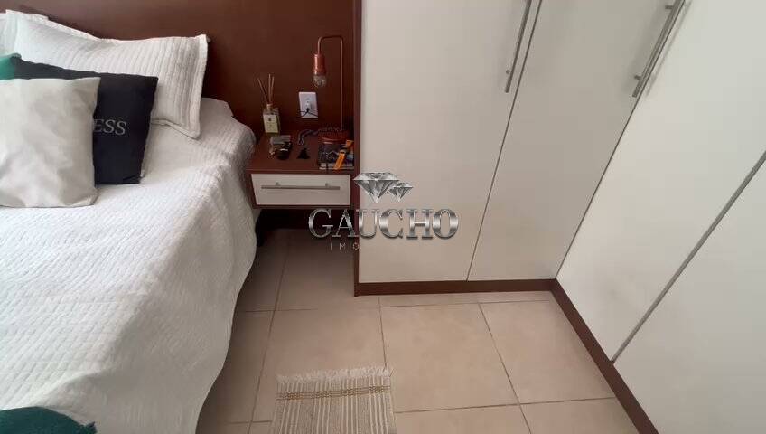 Apartamento à venda com 2 quartos, 66m² - Foto 14