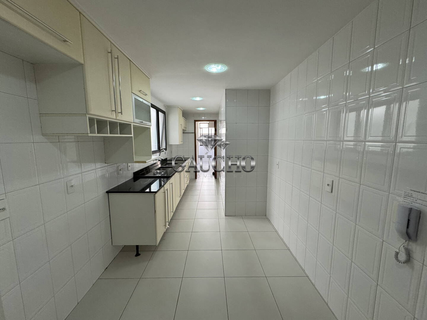 Apartamento à venda com 4 quartos, 180m² - Foto 5