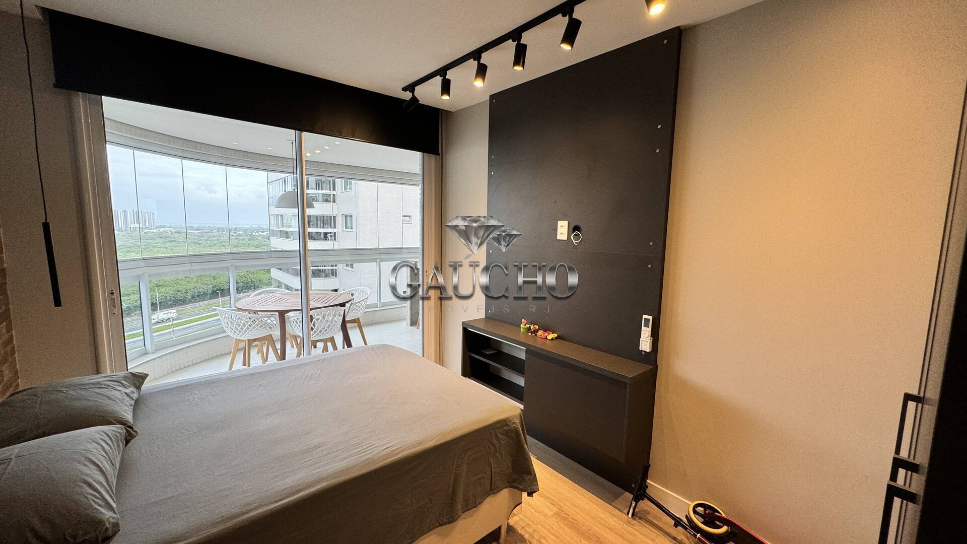 Apartamento à venda com 3 quartos, 116m² - Foto 12