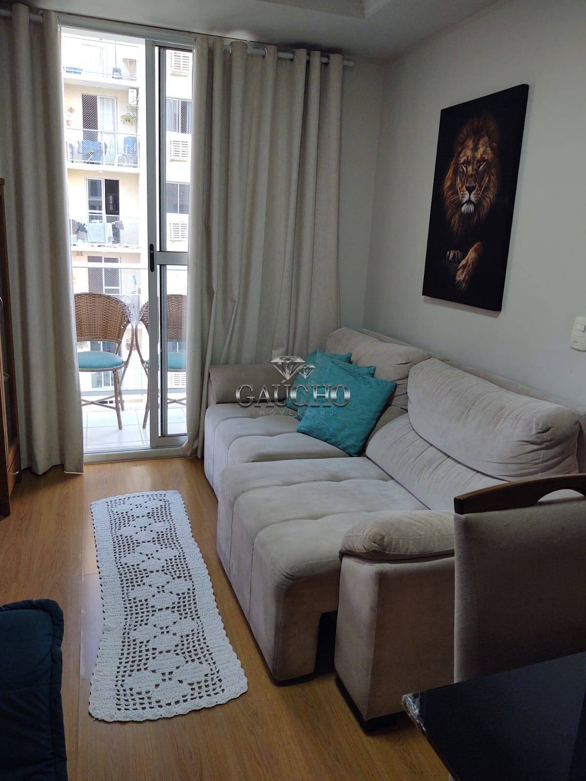 Apartamento à venda com 2 quartos, 58m² - Foto 4