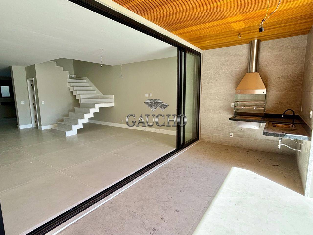 Casa à venda com 4 quartos, 290m² - Foto 9