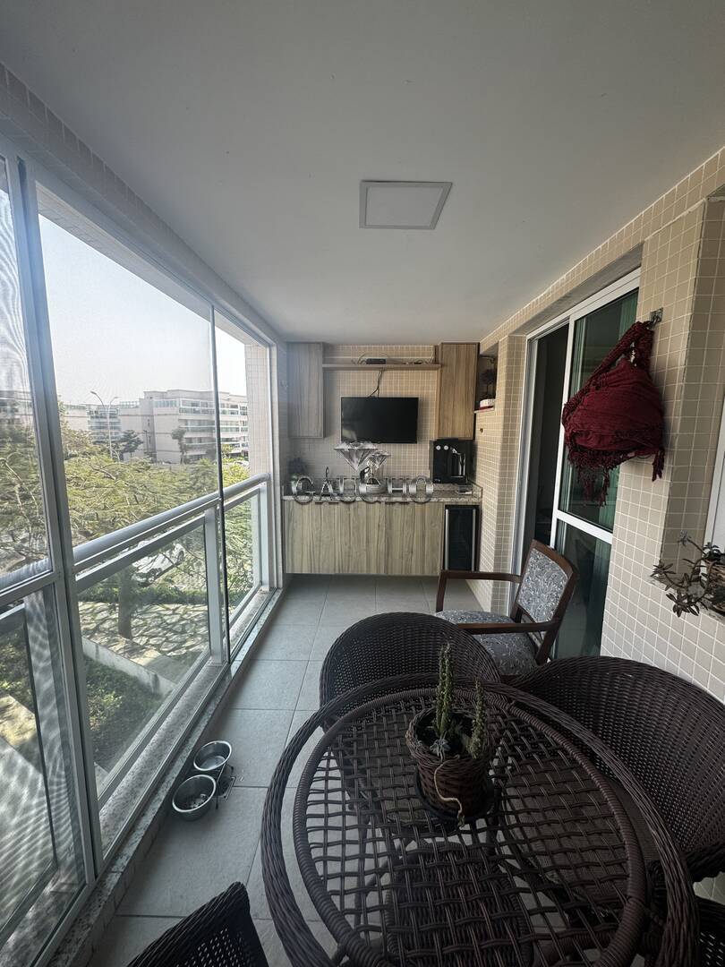 Apartamento à venda com 3 quartos, 82m² - Foto 8