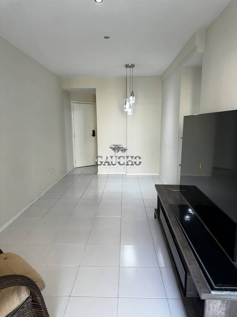 Apartamento à venda com 3 quartos, 77m² - Foto 6