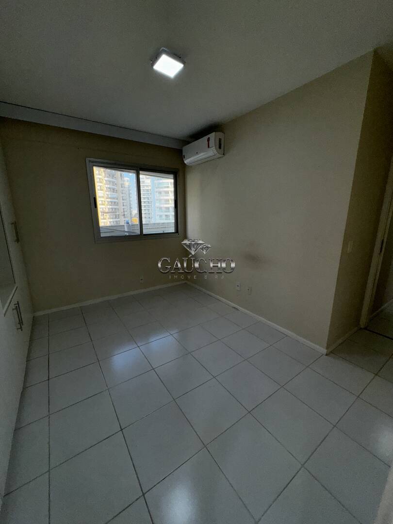 Apartamento à venda com 3 quartos, 77m² - Foto 20