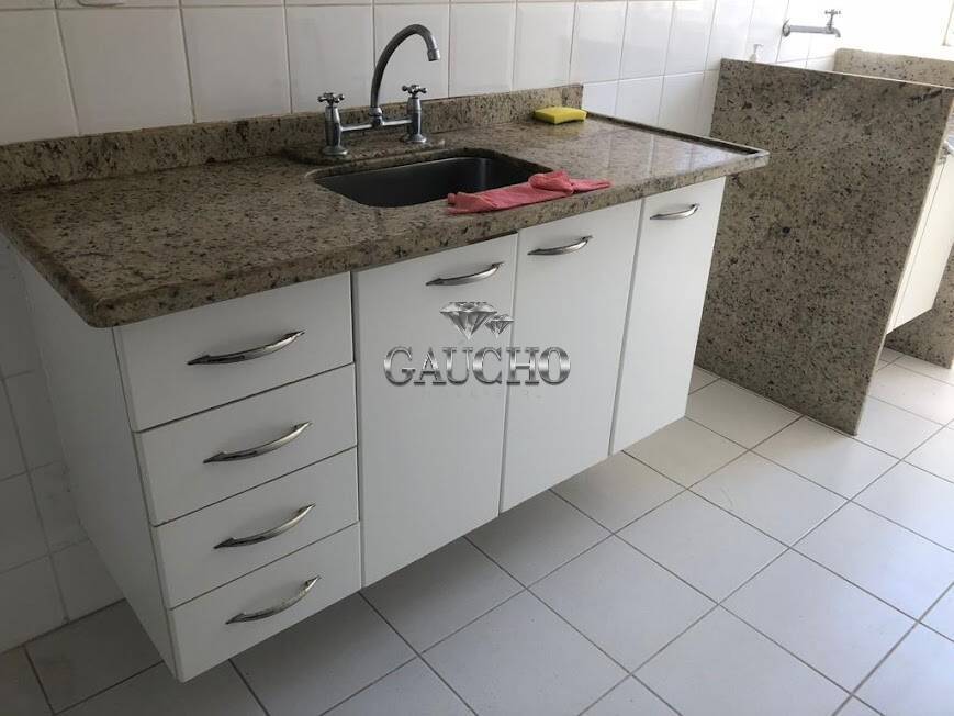 Apartamento à venda com 2 quartos, 68m² - Foto 13