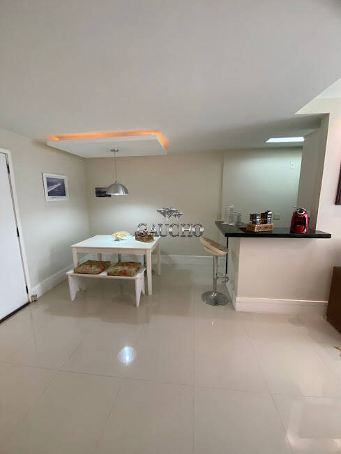 Apartamento à venda com 1 quarto, 70m² - Foto 6