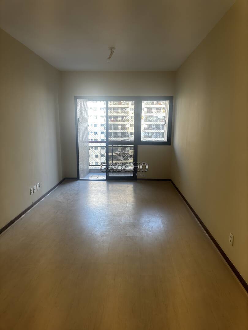 Apartamento à venda com 2 quartos, 84m² - Foto 5