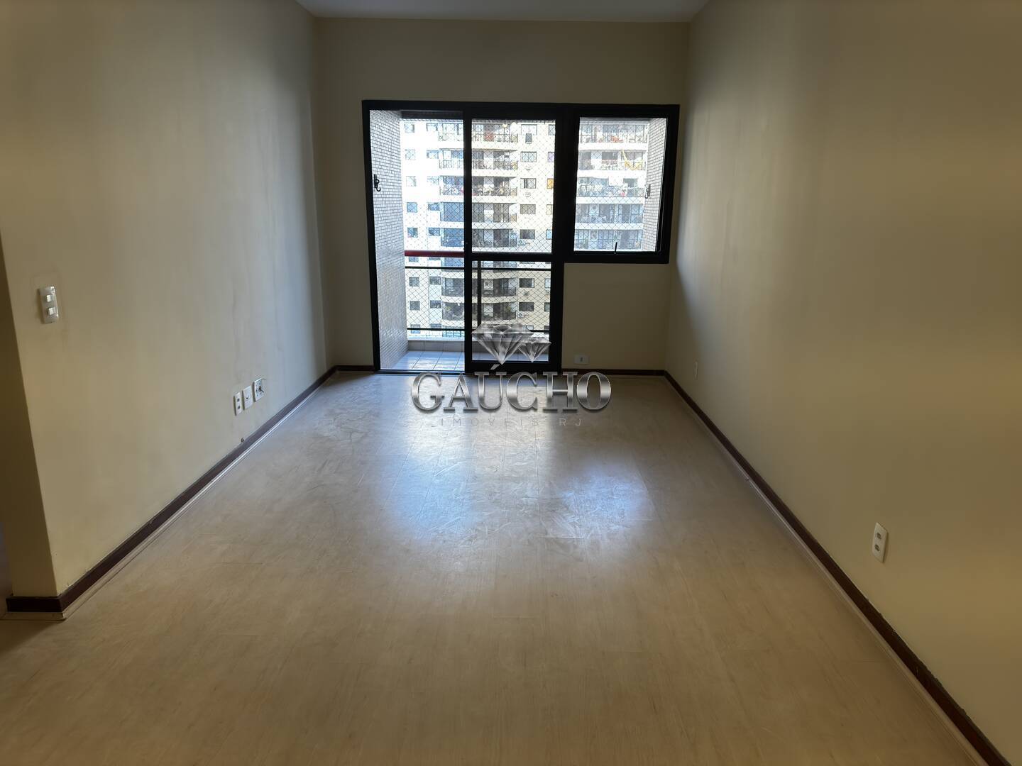 Apartamento à venda com 2 quartos, 84m² - Foto 7