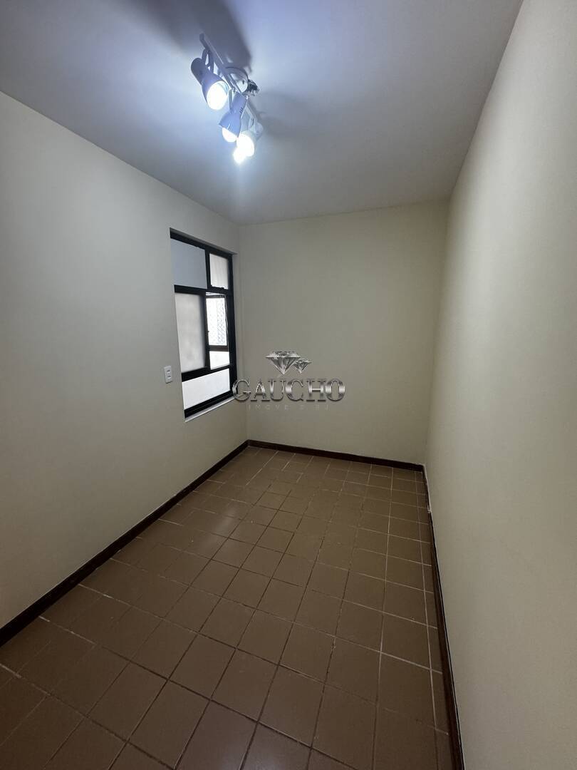 Apartamento à venda com 2 quartos, 84m² - Foto 12