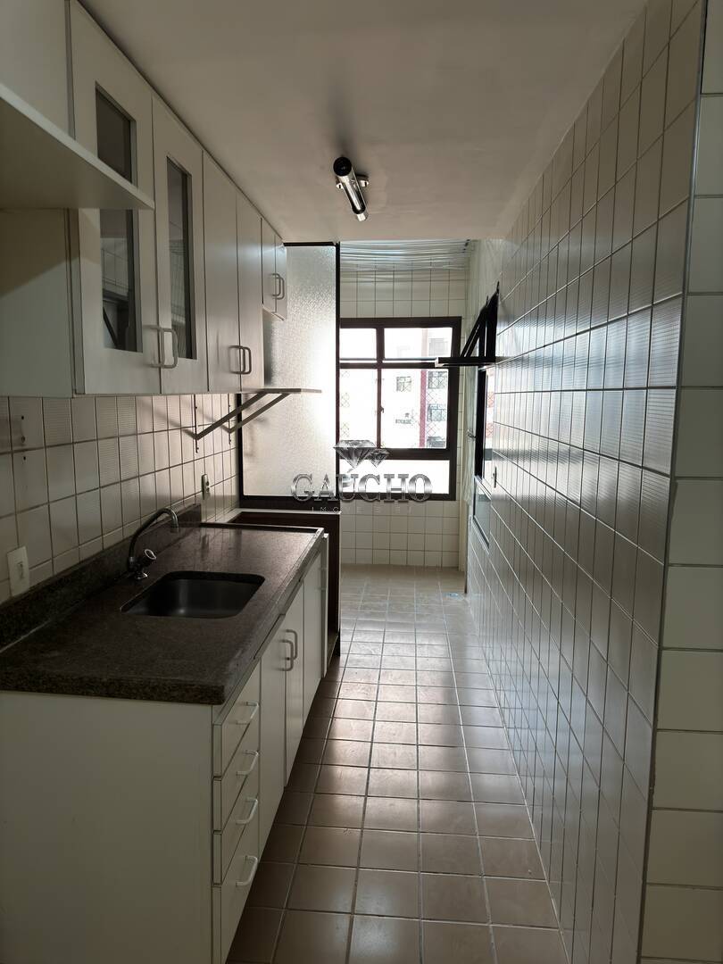 Apartamento à venda com 2 quartos, 84m² - Foto 14