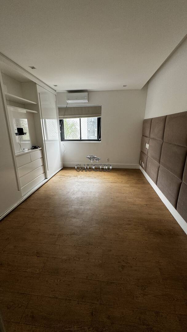 Apartamento à venda com 4 quartos, 158m² - Foto 26