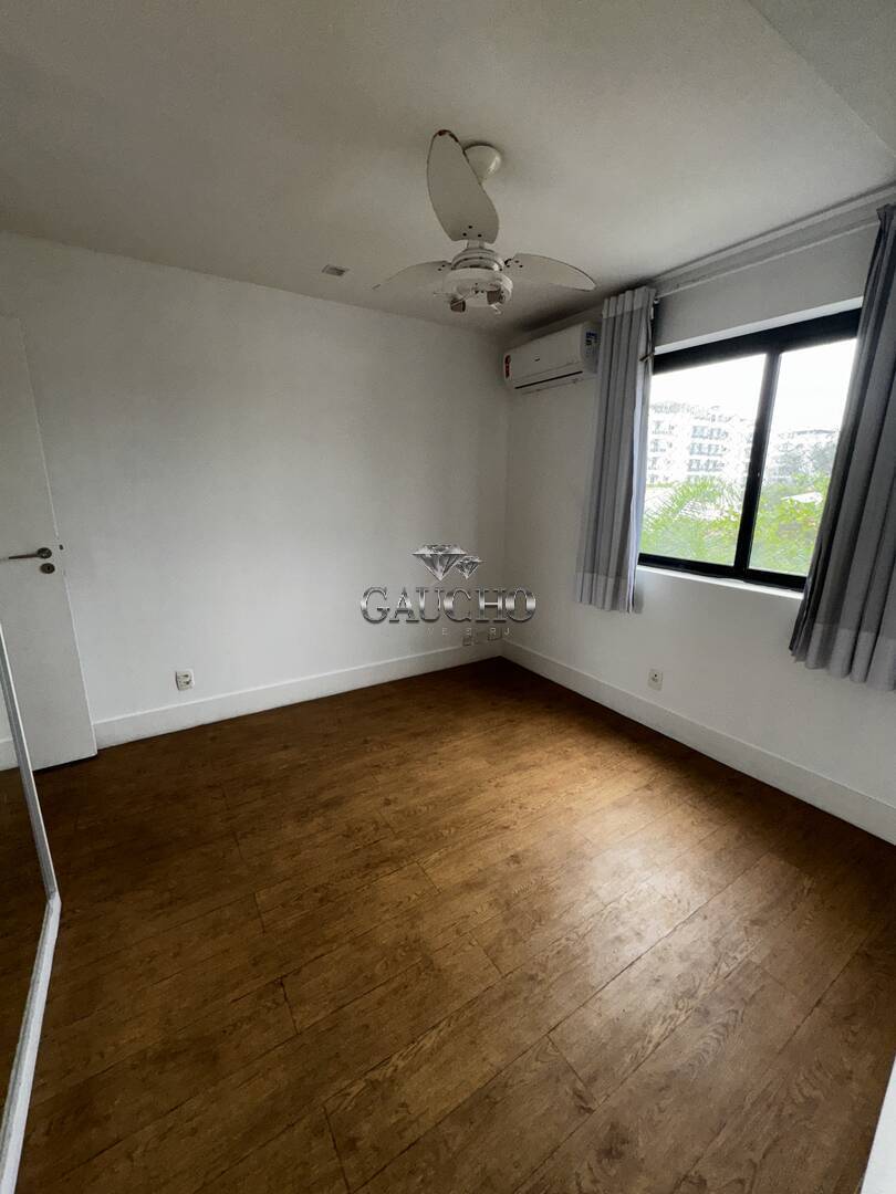 Apartamento à venda com 4 quartos, 158m² - Foto 37