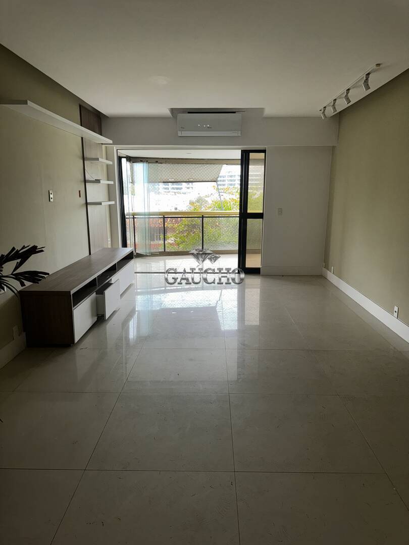 Apartamento à venda com 4 quartos, 158m² - Foto 10