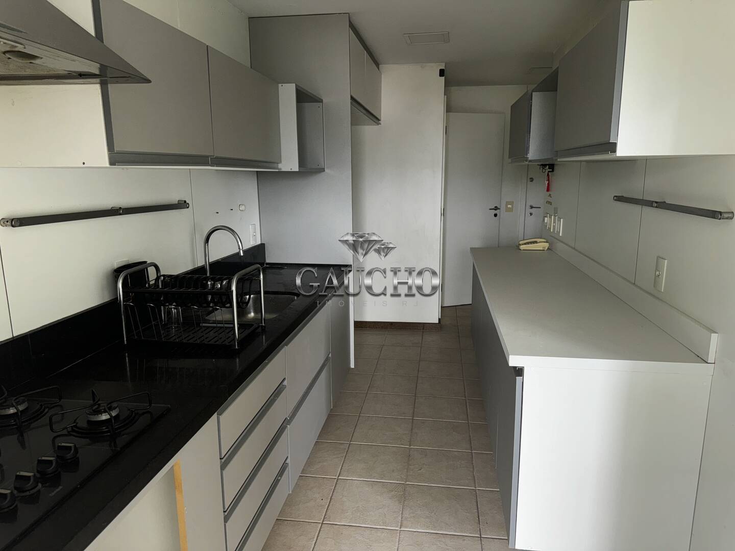 Apartamento à venda com 4 quartos, 158m² - Foto 17