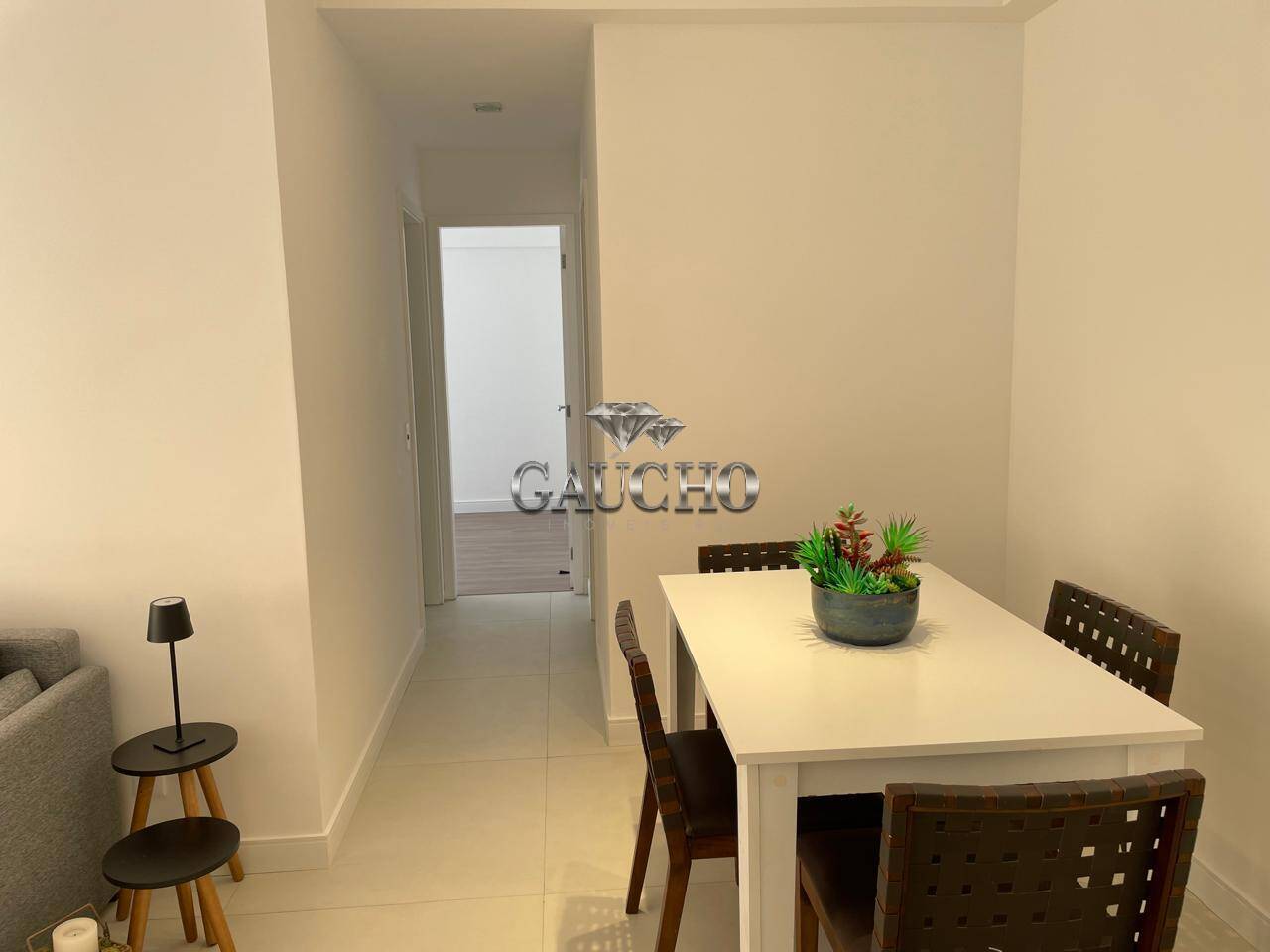 Apartamento à venda com 2 quartos, 64m² - Foto 5