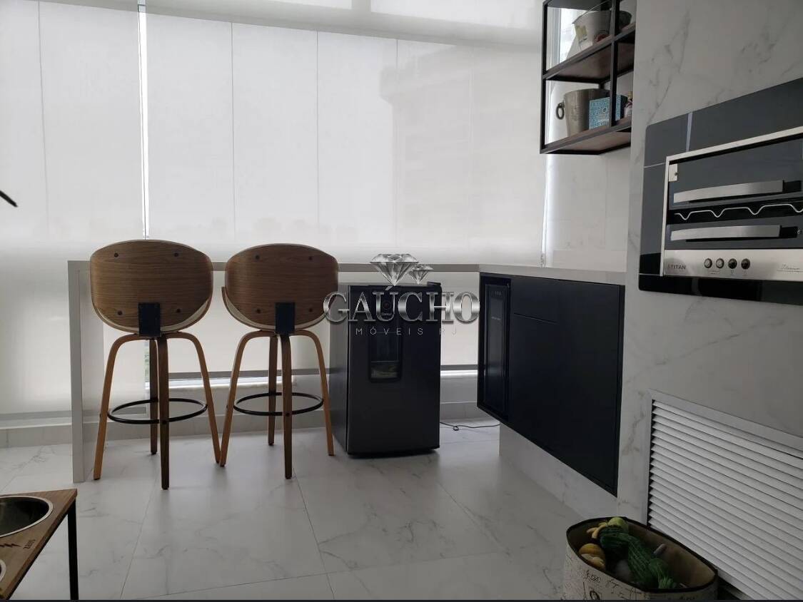 Apartamento à venda com 2 quartos, 100m² - Foto 6