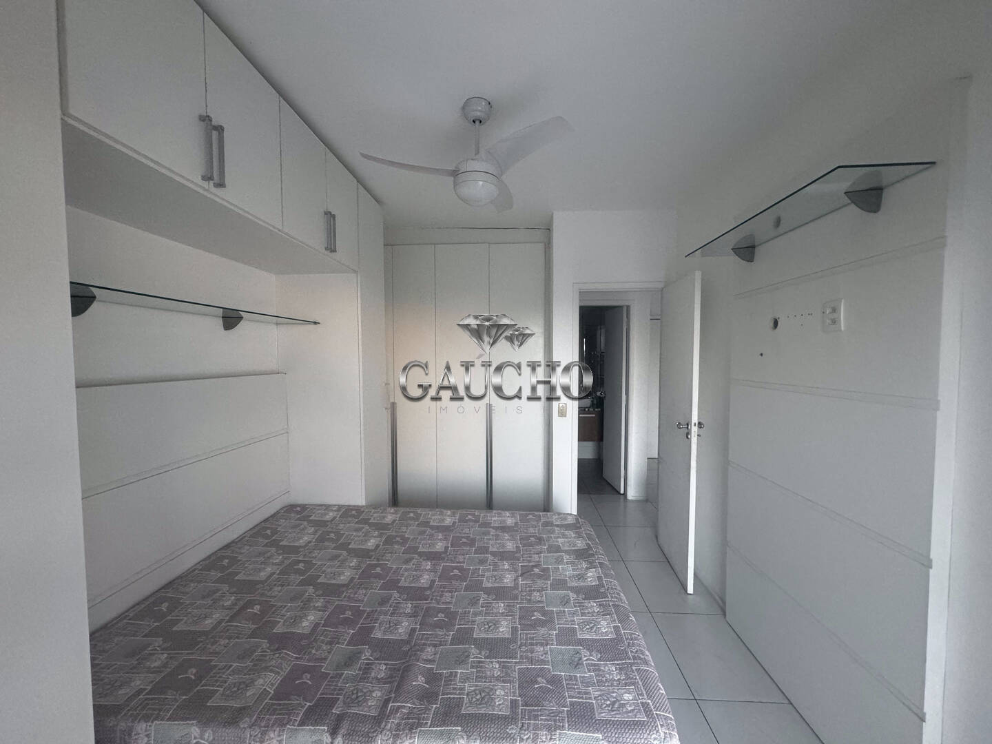 Apartamento à venda com 1 quarto, 50m² - Foto 8