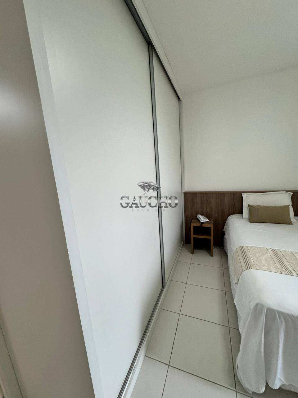 Apartamento à venda com 2 quartos, 67m² - Foto 17