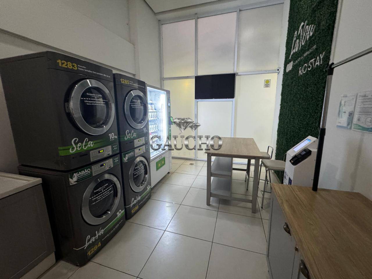 Apartamento à venda com 2 quartos, 67m² - Foto 32