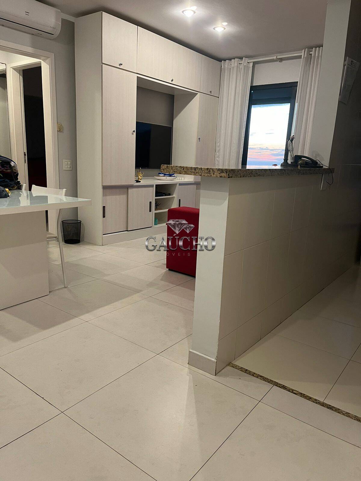 Apartamento à venda com 1 quarto, 57m² - Foto 18