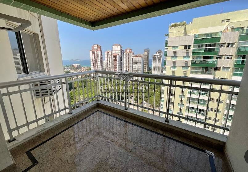 Apartamento à venda com 3 quartos, 74m² - Foto 1