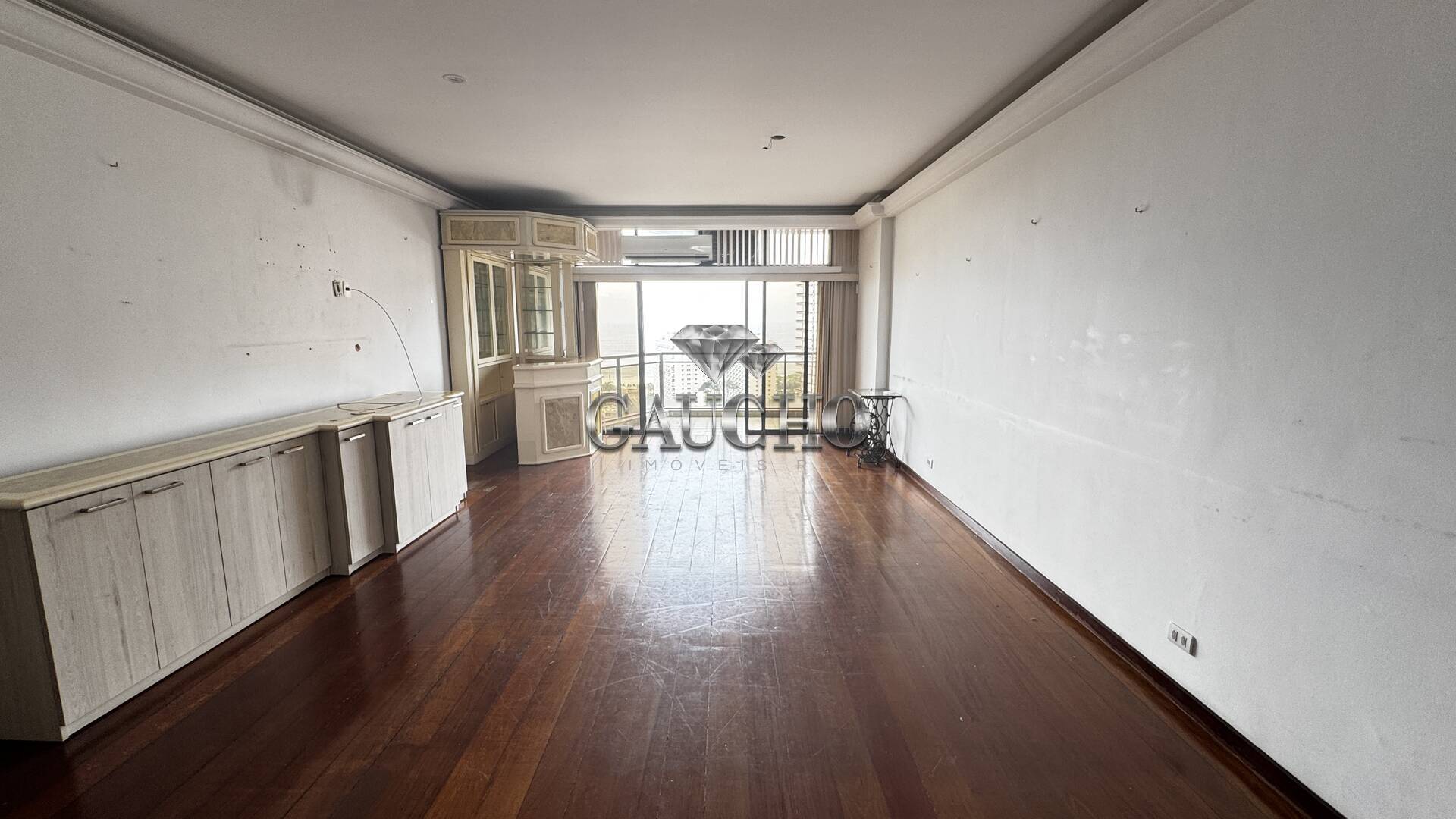 Apartamento à venda com 4 quartos, 223m² - Foto 16